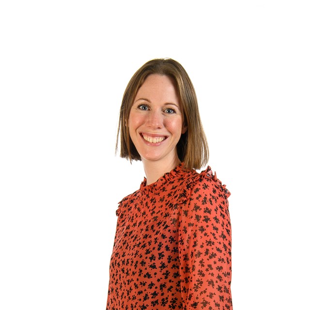 Dr Penny Baker (f)